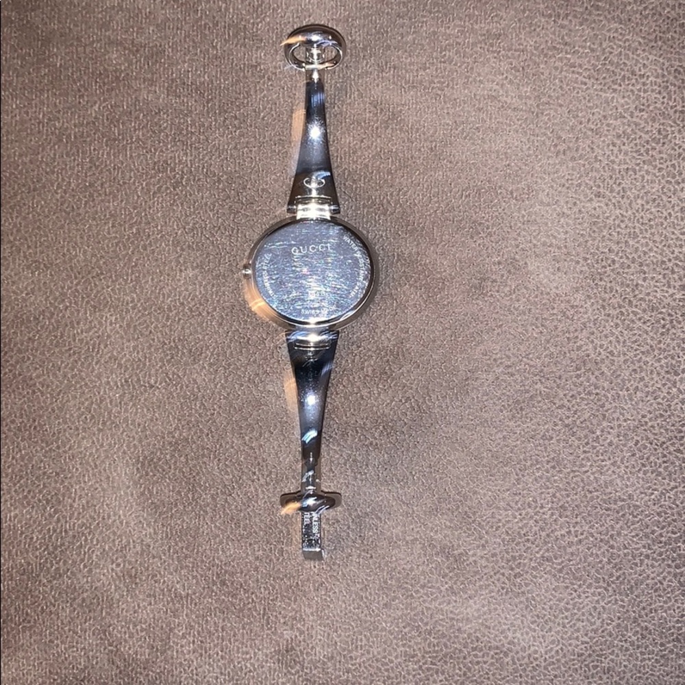 Gucci silver blue face watch - Picture 3 of 3